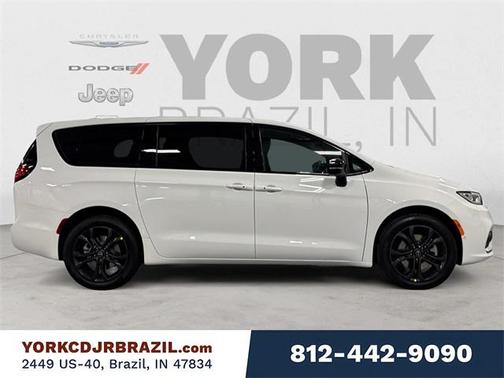 2026 Chrysler Pacifica L