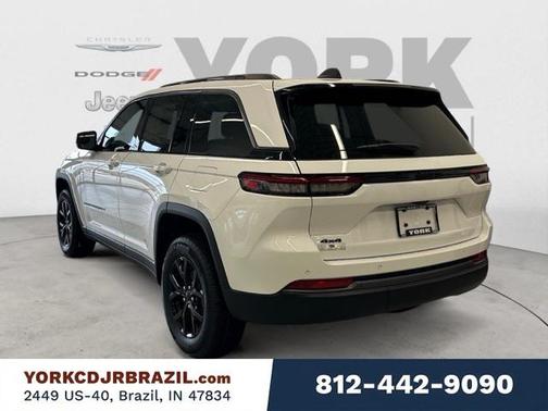 2026 Jeep Grand Cherokee Altitude