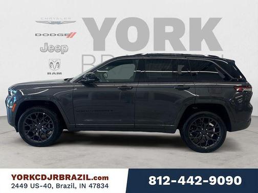 Baltic Gray Metallic Clearcoat 2026 Jeep Grand Cherokee Summit