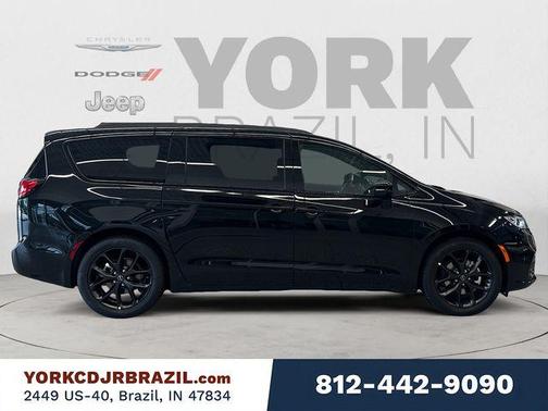 2026 Chrysler Pacifica Limited