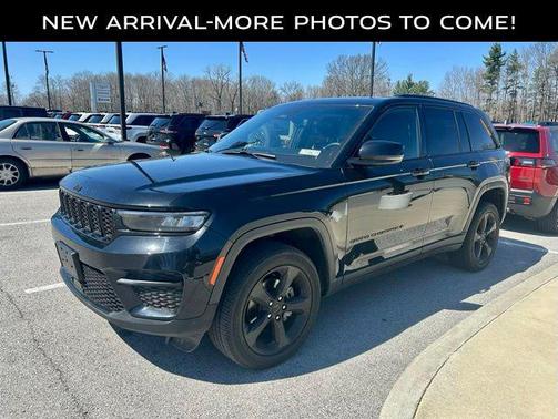 2023 Jeep Grand Cherokee Altitude