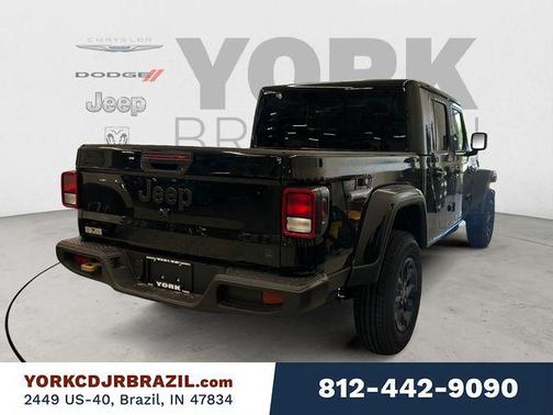 Black Clearcoat 2026 Jeep Gladiator 85th Anniversary Edition