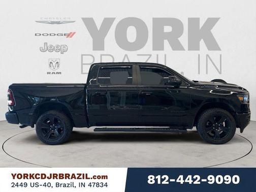 Diamond Black Crystal Pearlcoat 2023 RAM 1500 Big Horn/Lone Star