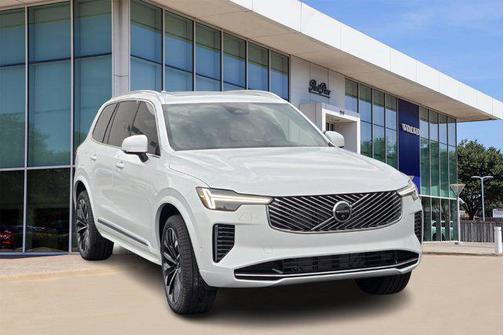 2025 Volvo XC90 B6 Plus 7-Seater