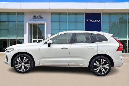 2023 Volvo XC60 B5 Plus Bright Theme