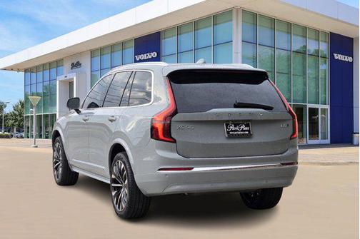 2026 Volvo XC90 B5 Core