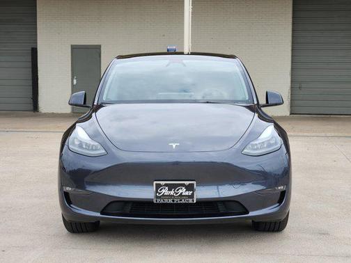 2024 Tesla Model Y Long Range Dual Motor All-Wheel Drive
