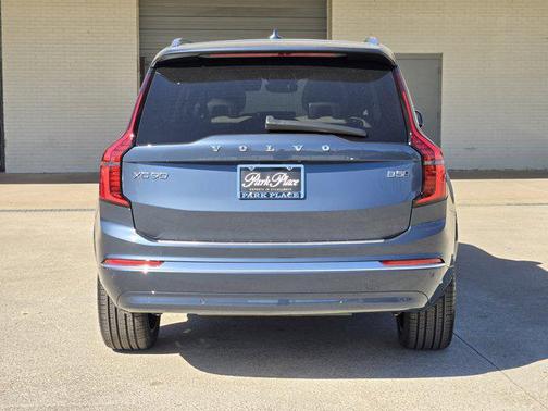 2026 Volvo XC90 B5 Core