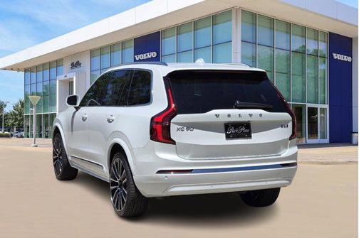 2025 Volvo XC90 B6 Ultra