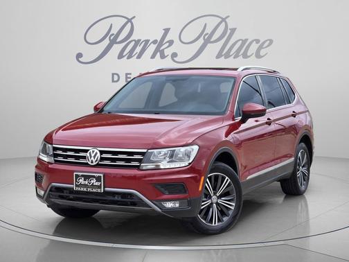 Cardinal Red Metallic 2019 Volkswagen Tiguan 2.0T SEL