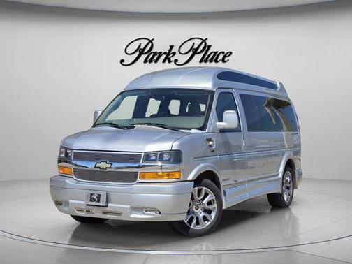 2023 Chevrolet Express 2500 RWD 2500 Regular Wheelbase WT