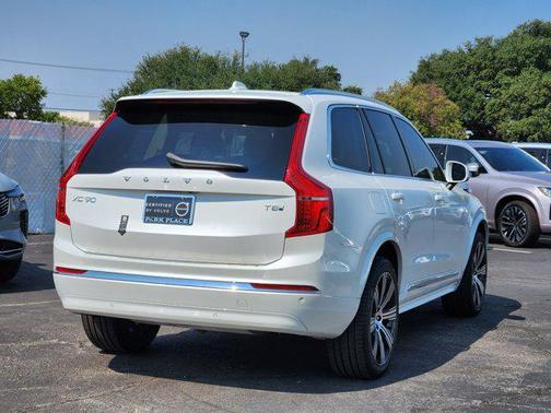 2025 Volvo XC90 Plug-In Hybrid T8 Plus 7-Seater
