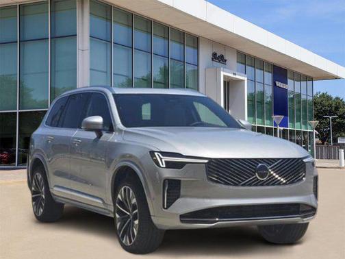 2025 Volvo XC90 B6 Plus 7-Seater