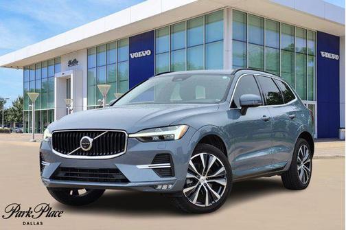 2022 Volvo XC60 B5 Momentum