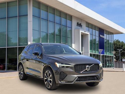 2025 Volvo XC60 B5 Plus