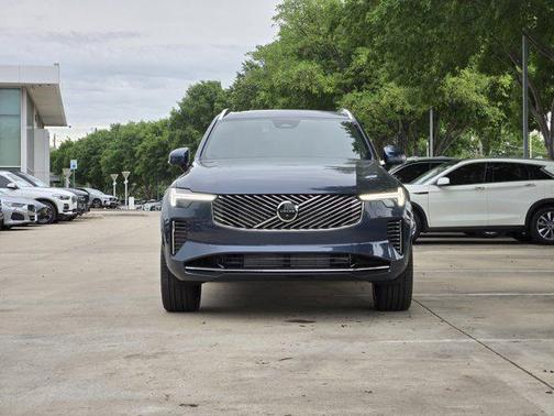2025 Volvo XC90 Plug-In Hybrid T8 Plus 7-Seater