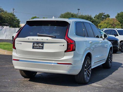 2026 Volvo XC90 B6 Ultra 7-Seater