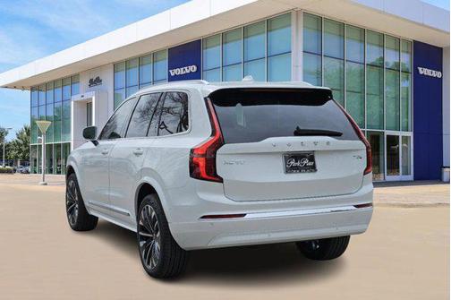 2025 Volvo XC90 Plug-In Hybrid T8 Ultra 7-Seater