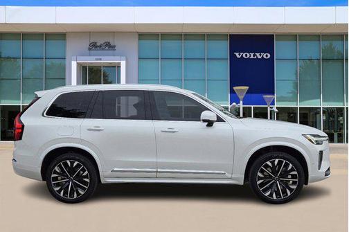 2025 Volvo XC90 Plug-In Hybrid T8 Ultra 7-Seater