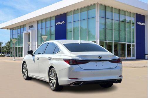 2019 Lexus ES 350 Base