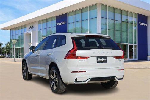 2025 Volvo XC60 Plug-In Hybrid T8 Core