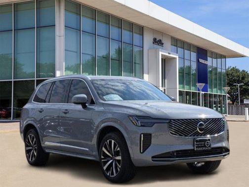 2025 Volvo XC90 B6 Core