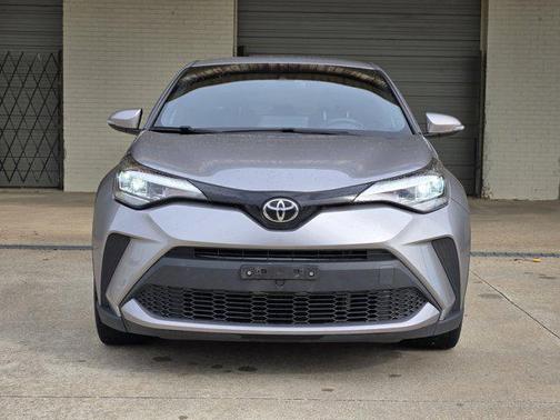 2020 Toyota C-HR XLE