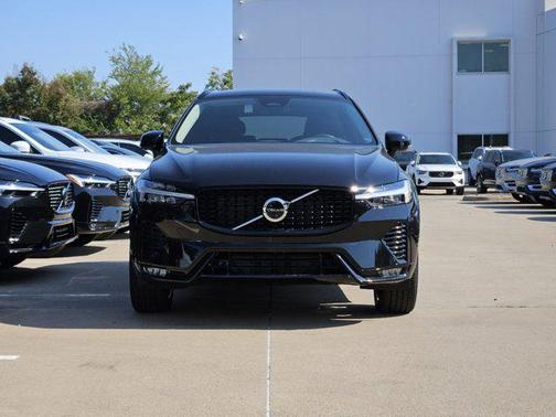 2025 Volvo XC60 Plus