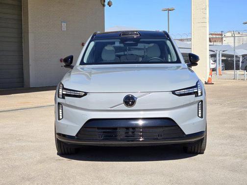 2025 Volvo EX90 Twin Motor Ultra