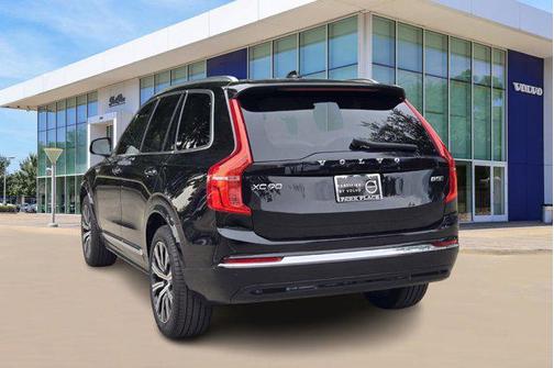 2025 Volvo XC90 B5 Core