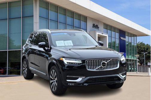 2025 Volvo XC90 B5 Core