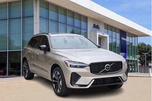 2026 Volvo XC60 B5 Plus
