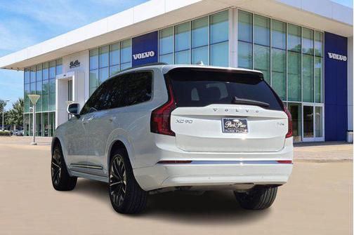 2025 Volvo XC90 Plug-In Hybrid T8 Ultra 6-Seater