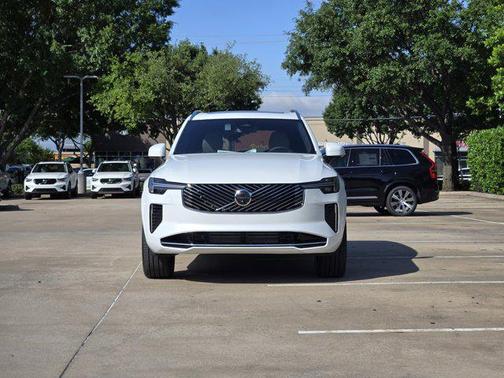 2025 Volvo XC90 Plug-In Hybrid T8 Ultra 6-Seater