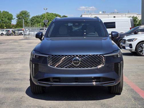 2025 Volvo XC90 Plug-In Hybrid T8 Core 7-Seater