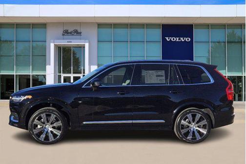 2025 Volvo XC90 B6 Plus 7-Seater