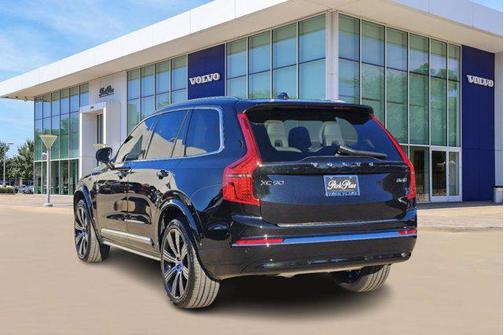 2025 Volvo XC90 B6 Plus 7-Seater