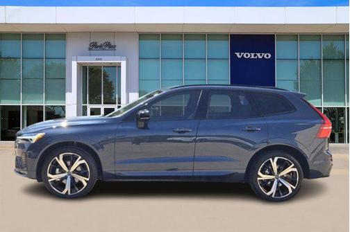 2025 Volvo XC60 B5 Ultra