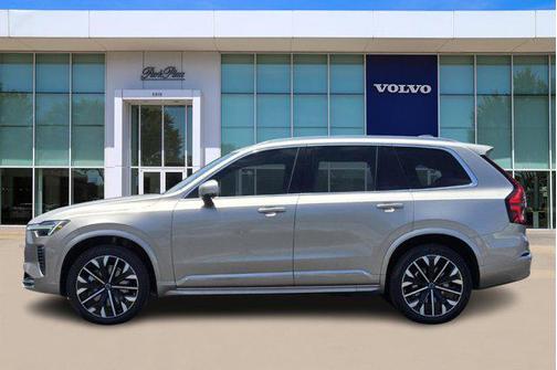 2025 Volvo XC90 B5 Core