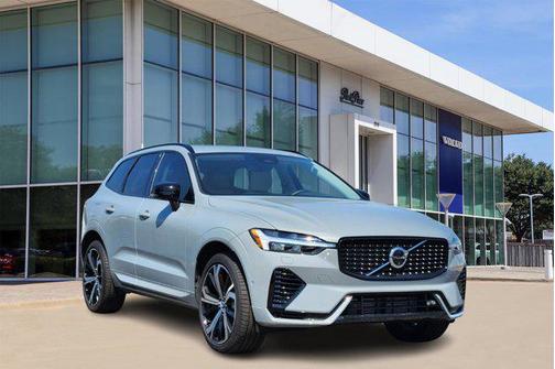 2025 Volvo XC60 Plug-In Hybrid T8 Ultra