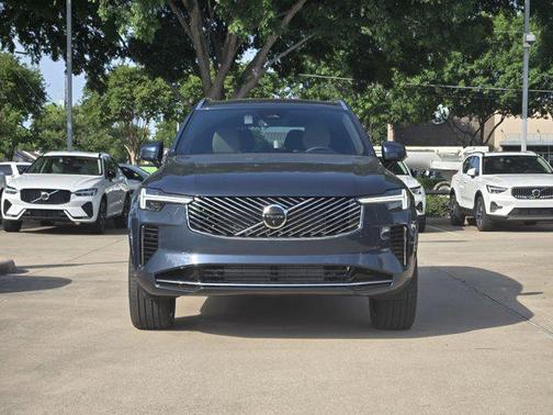 2025 Volvo XC90 Plug-In Hybrid T8 Plus 7-Seater