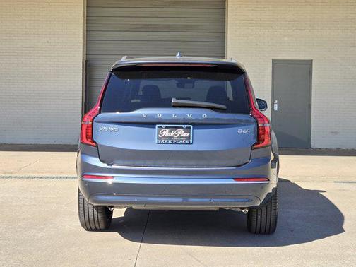 2026 Volvo XC90 B6 Plus 7-Seater