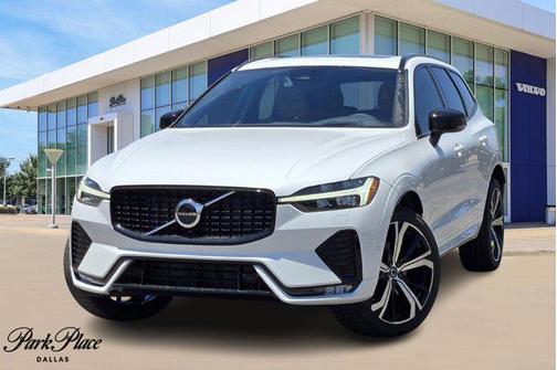 2025 Volvo XC60 B5 Ultra