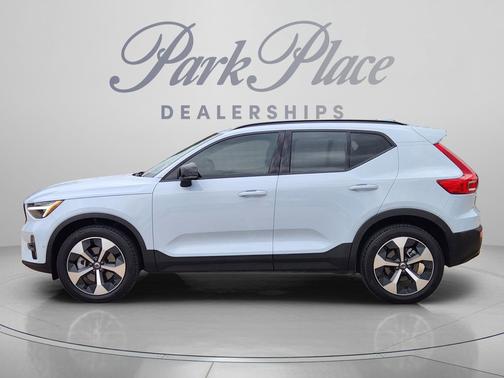 Cloud Blue 2026 Volvo XC40 Plus, B5 AWD Gas (mild hybrid), Dark