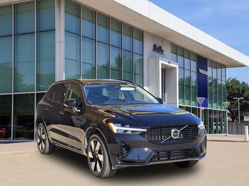 2025 Volvo XC60 Plug-In Hybrid T8 Plus