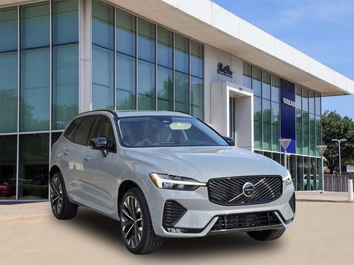 2026 Volvo XC60 B5 Ultra