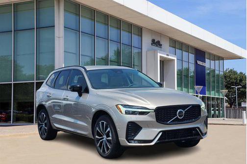 2025 Volvo XC60 B5 Plus
