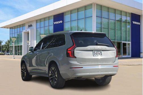 2025 Volvo XC90 Plug-In Hybrid T8 Plus 7-Seater