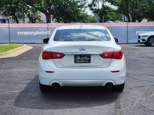 2015 INFINITI Q50 Premium