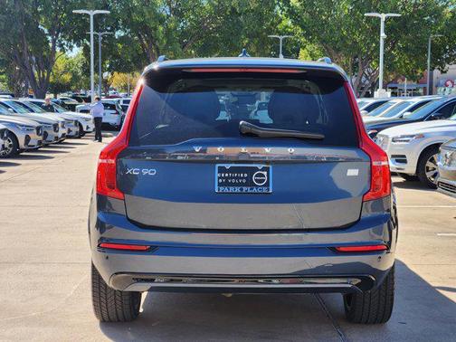 2023 Volvo XC90 Recharge Plug-In Hybrid T8 Plus Dark Theme 7-Seater